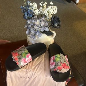 GUCCI 🌸 BLOOM(girls)